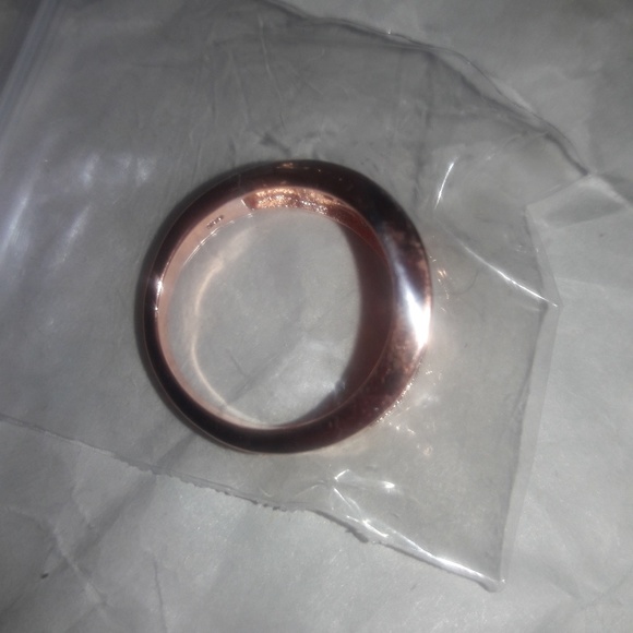 🎈2/$25 NWOT Mom Rose Colored Ring - Picture 4 of 8